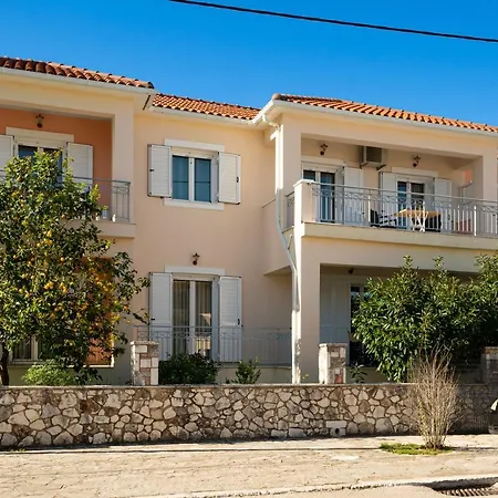 John's Apartment Karavomylos