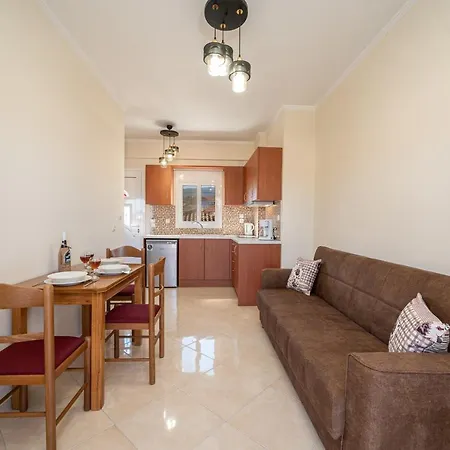 John's * كارافوميلوس