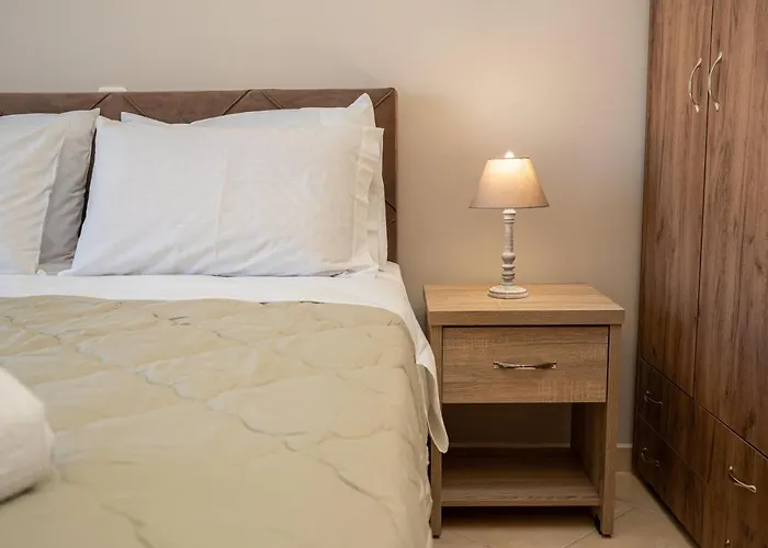 Apartamento John's Karavomylos