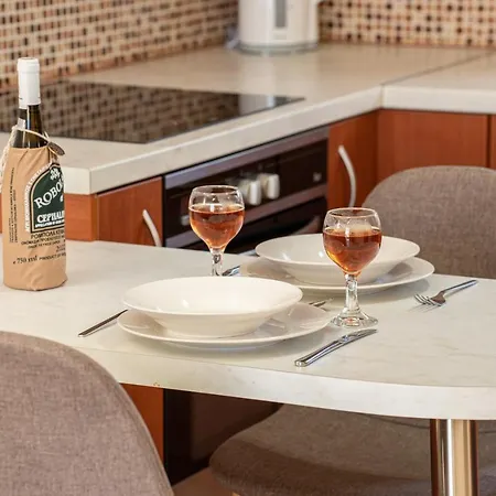 Lejlighed John's Karavomylos